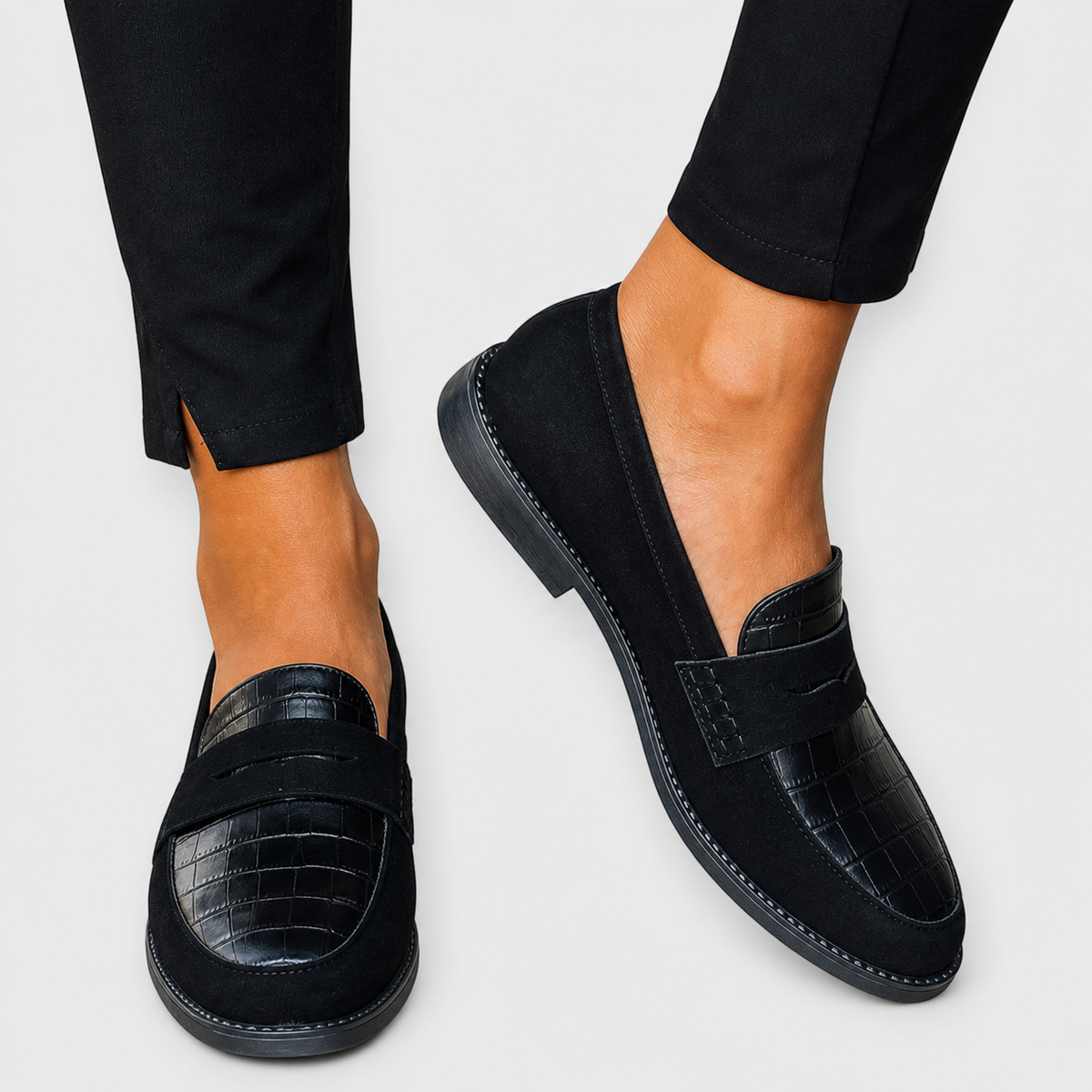 Johanna | Elegant Moccasins