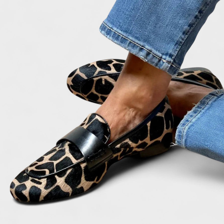 Filipa – Loafers with Animal Print