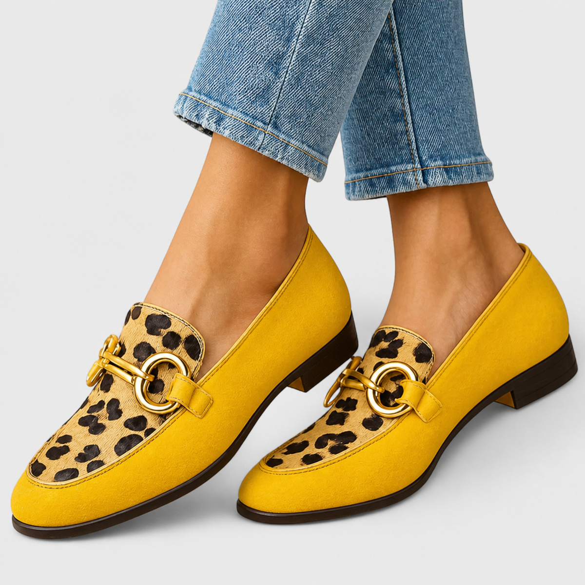 Rosalie | Moccasins with Decoration