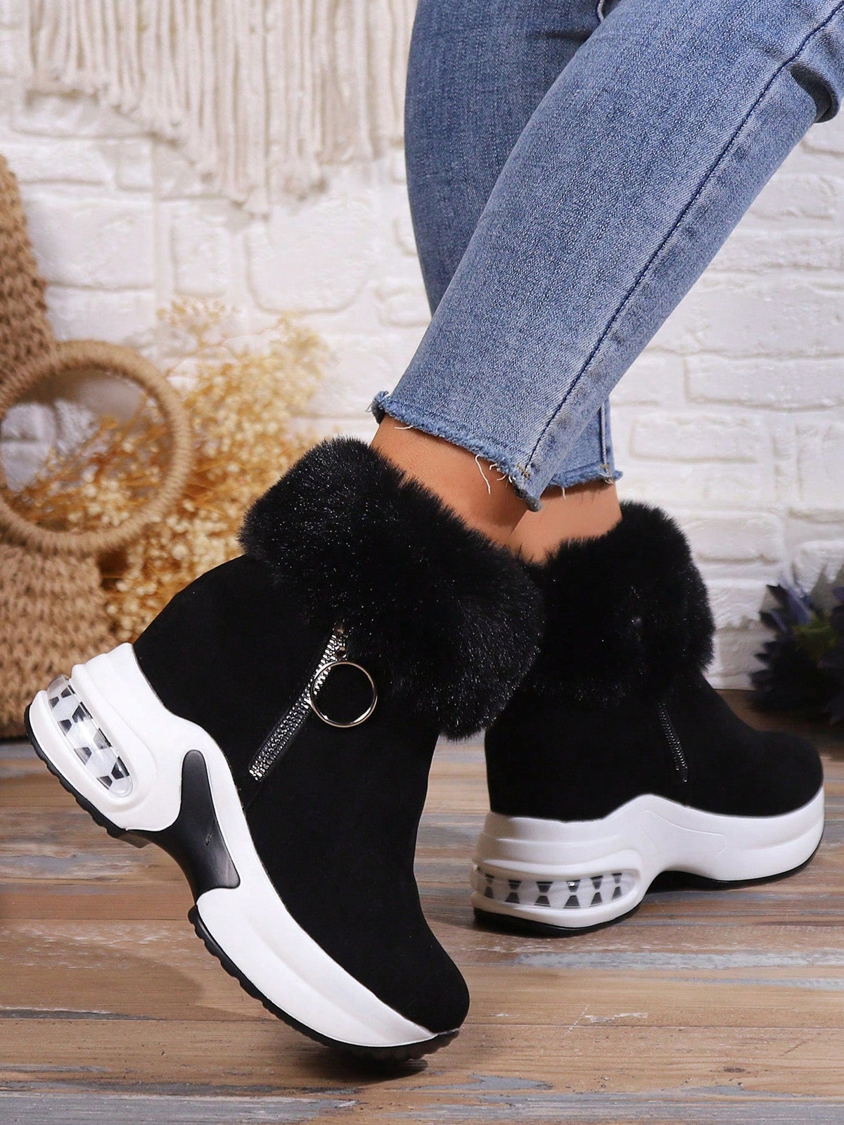 Noor™ | Comfortable Platform Boots with Faux Fur