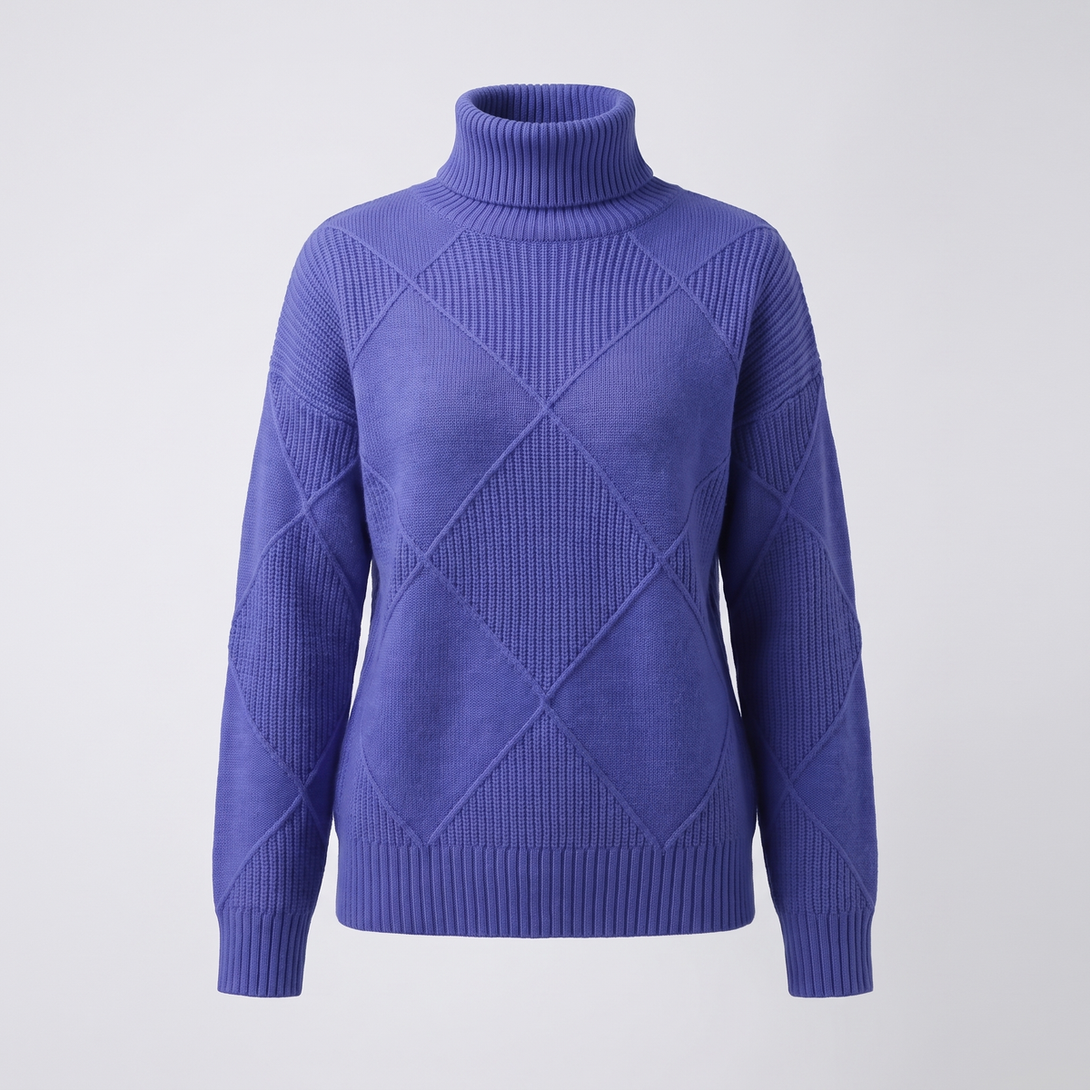 SOLEMN ELEGANT SUMMER SWEATER