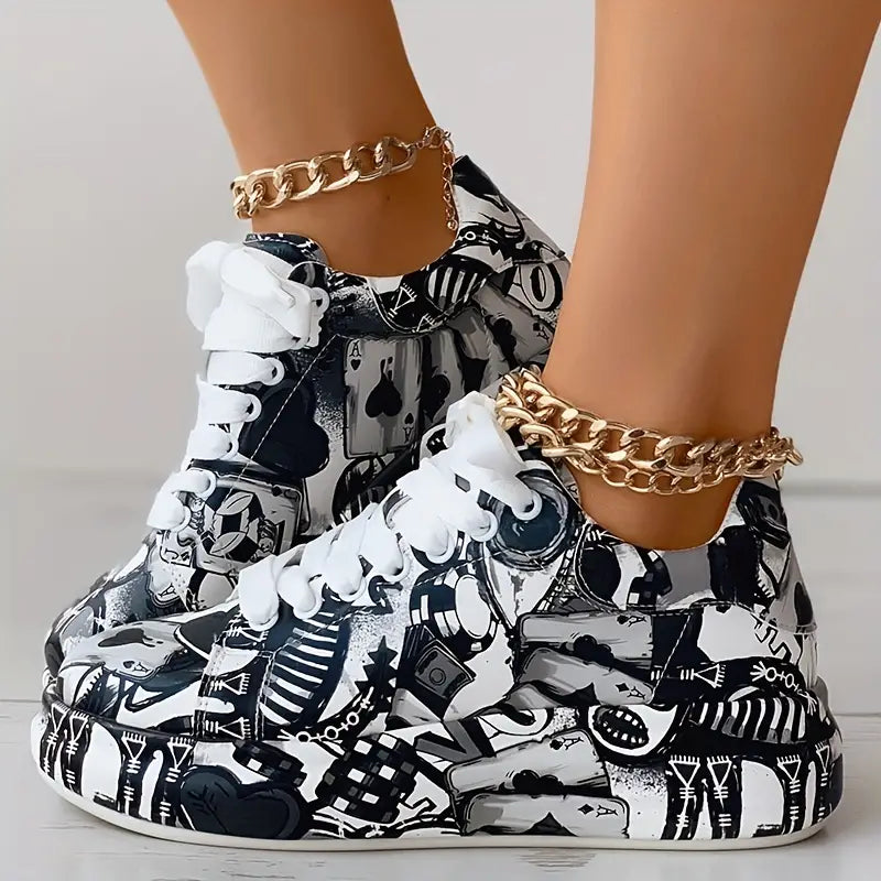 Mia - Women's Graffiti Print Low-Cut Sneakers
