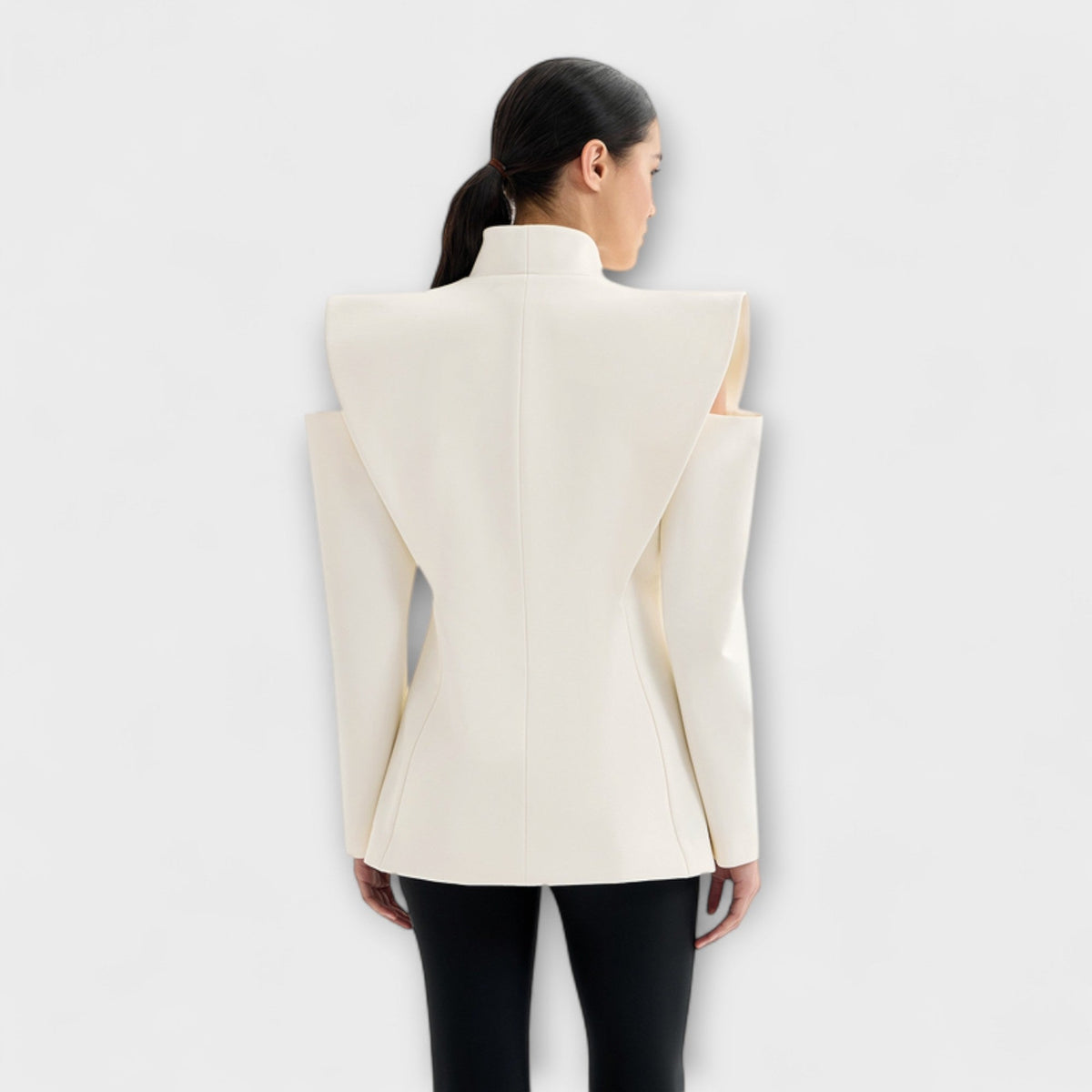 Valeria | Sculptural Shoulder Blazer