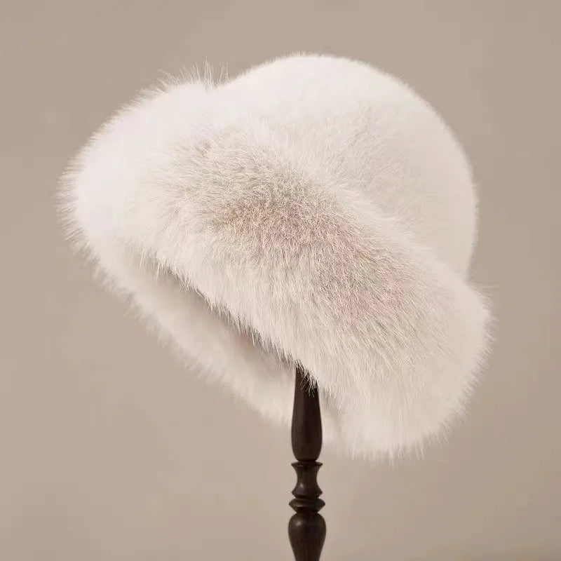 Selena™ Plush Faux Fur Hat White– Cozy Warmth, Chic Style