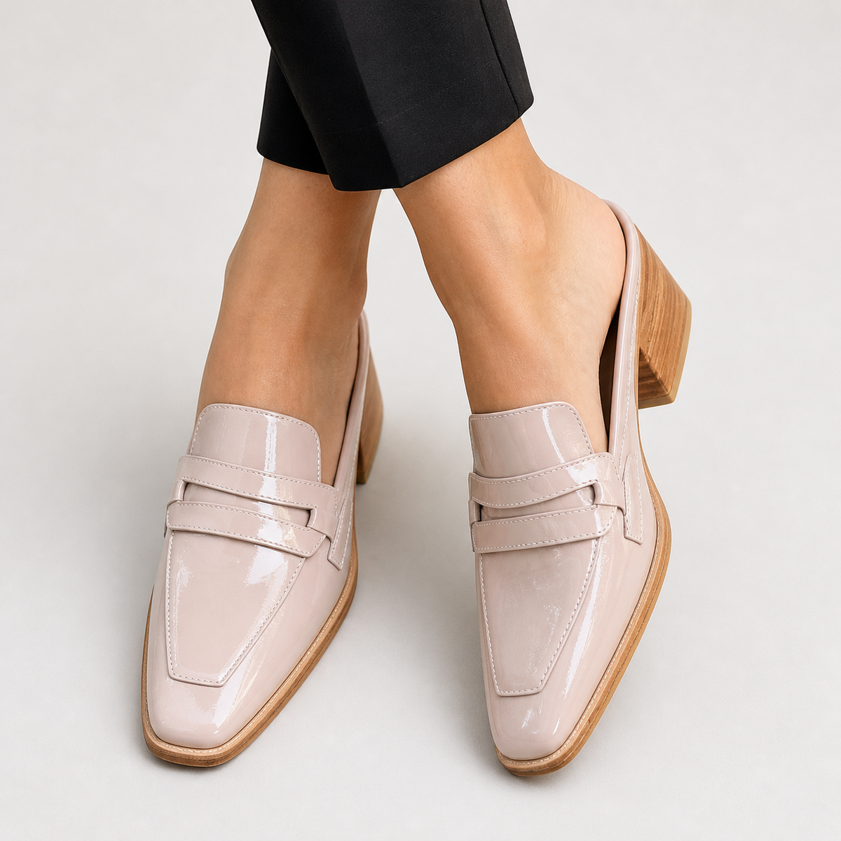 Marlene | Shiny Moccasins
