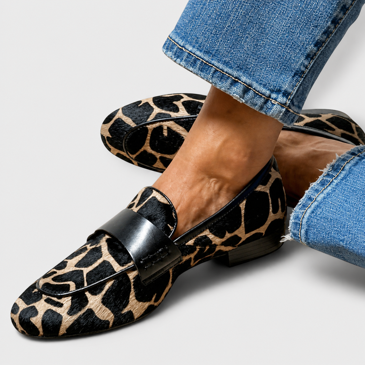 Veronika | Leopard Print Moccasins