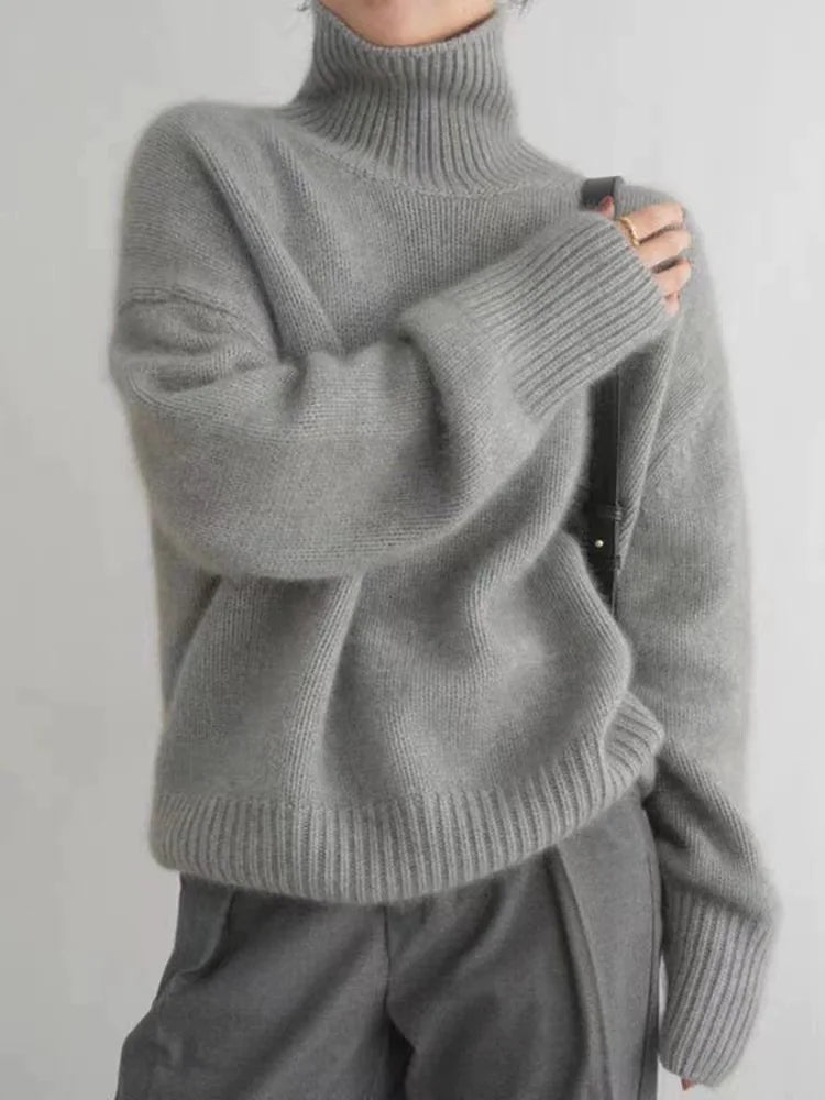 Maria | Cashmere Luxe Turtleneck Sweater