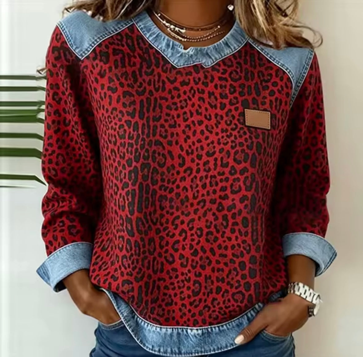 Margot - Leopard Print Jumper With Contrast Collar