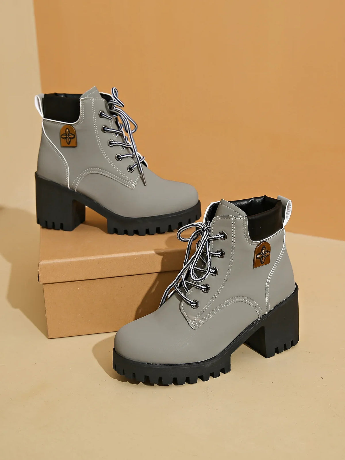Noa™ | Comfortable Ankle Boots