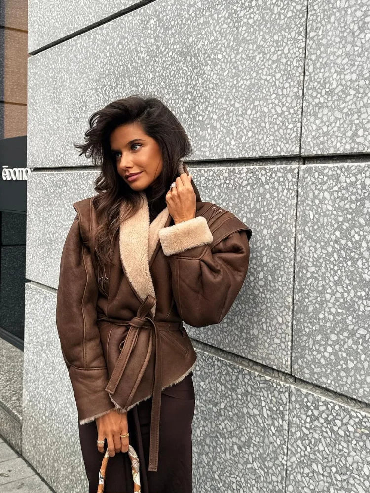 Alina | Fashionable Autumn Jacket