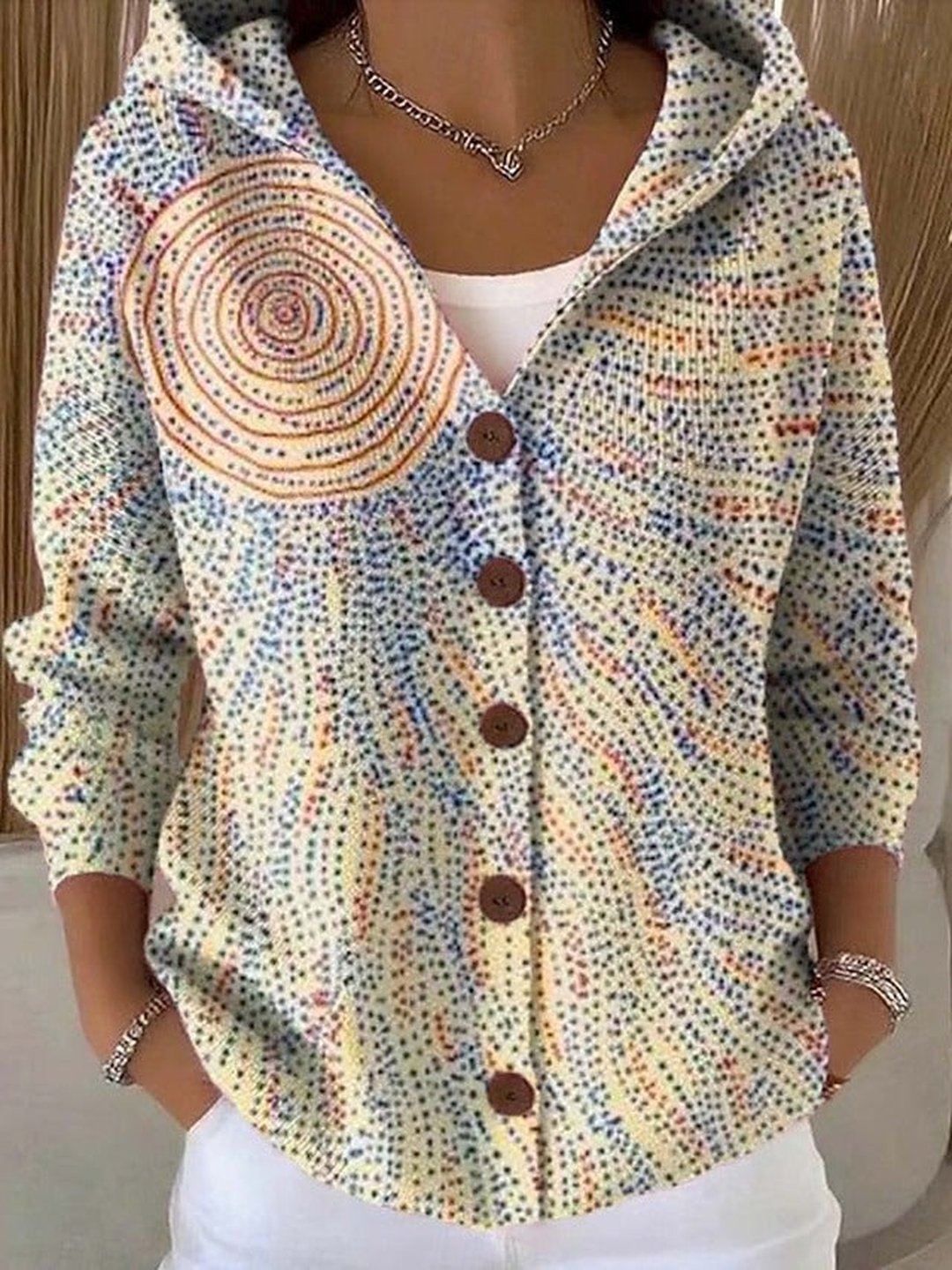 Noemi | Elegant Button Hooded Sweater