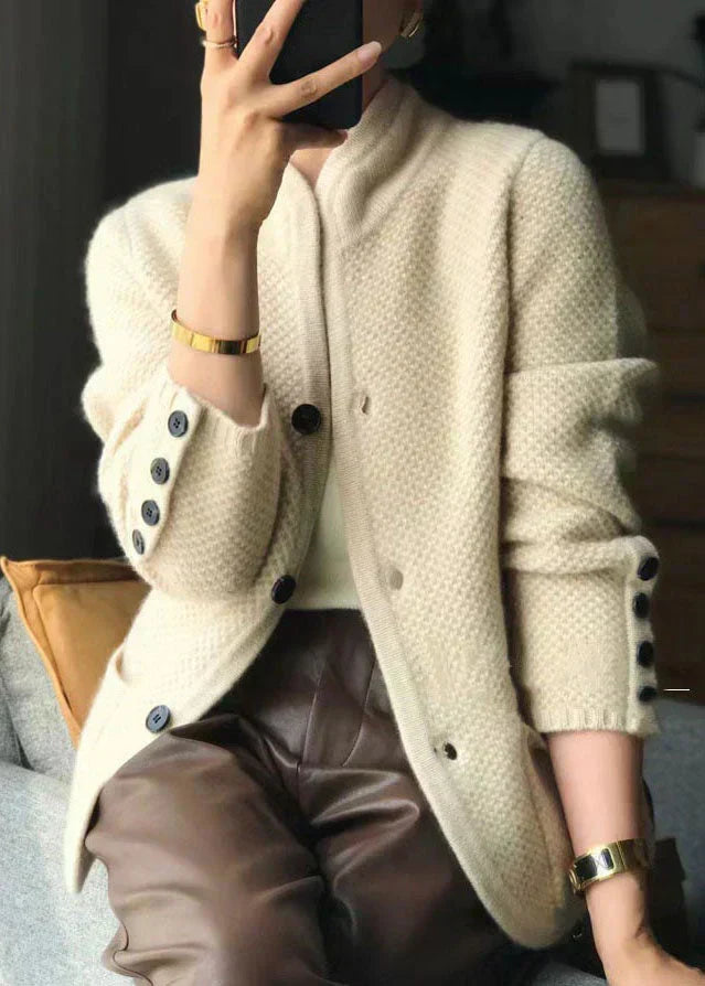 Claira | Cardigan with Buttons