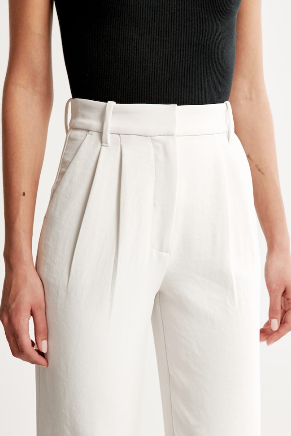 Wide-Leg Tailored Pants