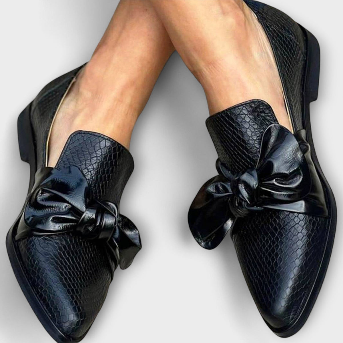 Claudia | Loafer with Button Detail