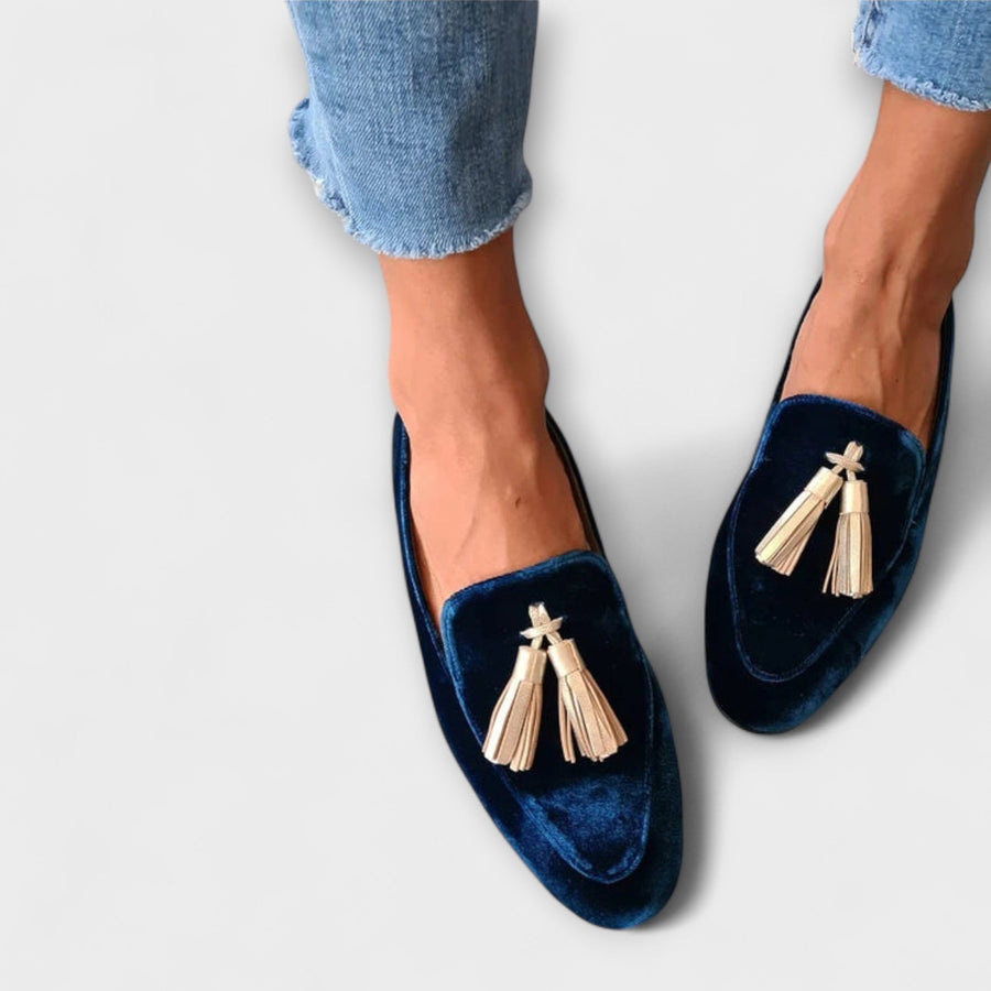 Pauline | Vintage moccasins with patterns